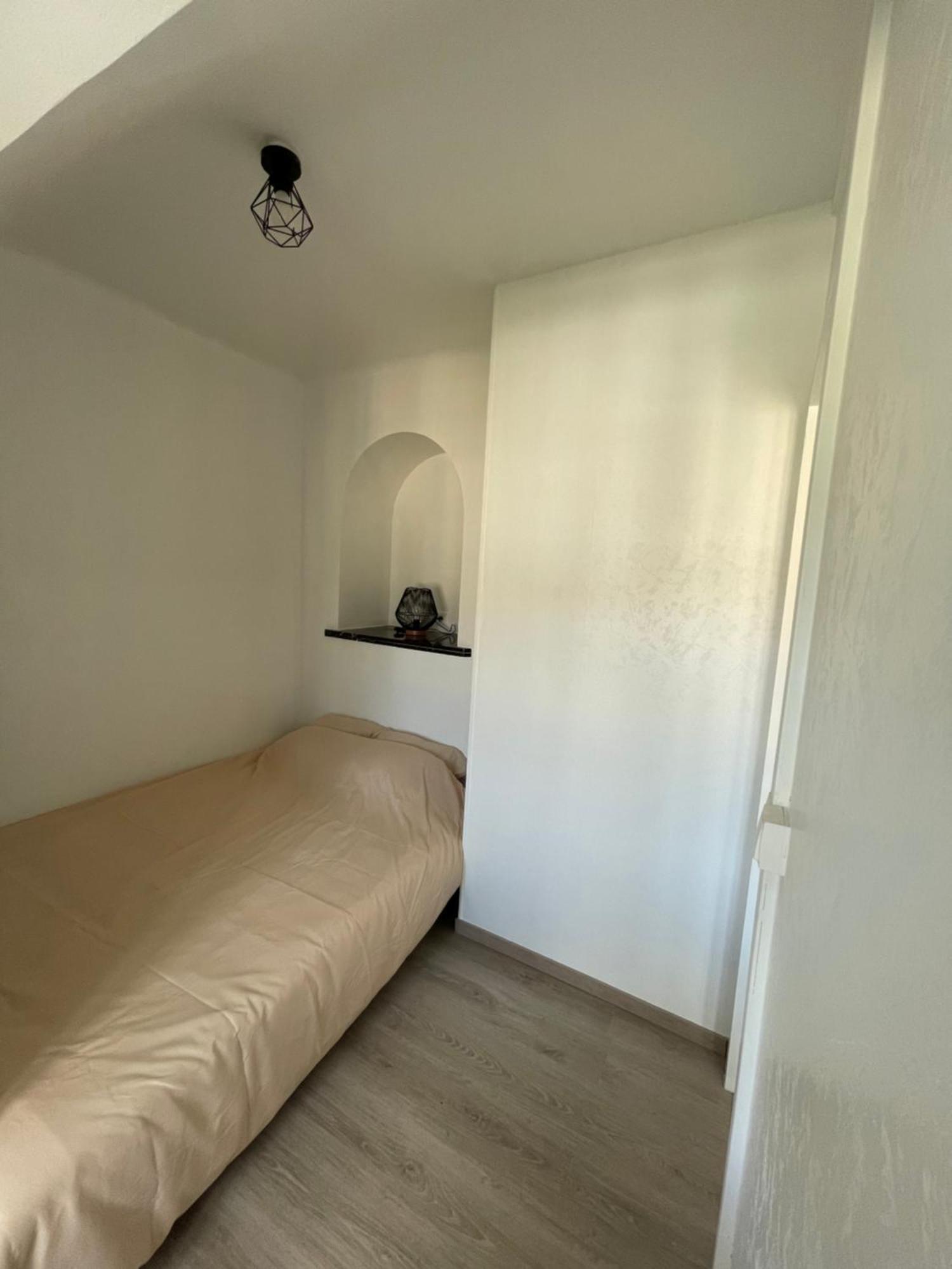 Appartement Renove Tout Equipe, Centre Ville, Proche De La Gare Et Commerce フレール エクステリア 写真