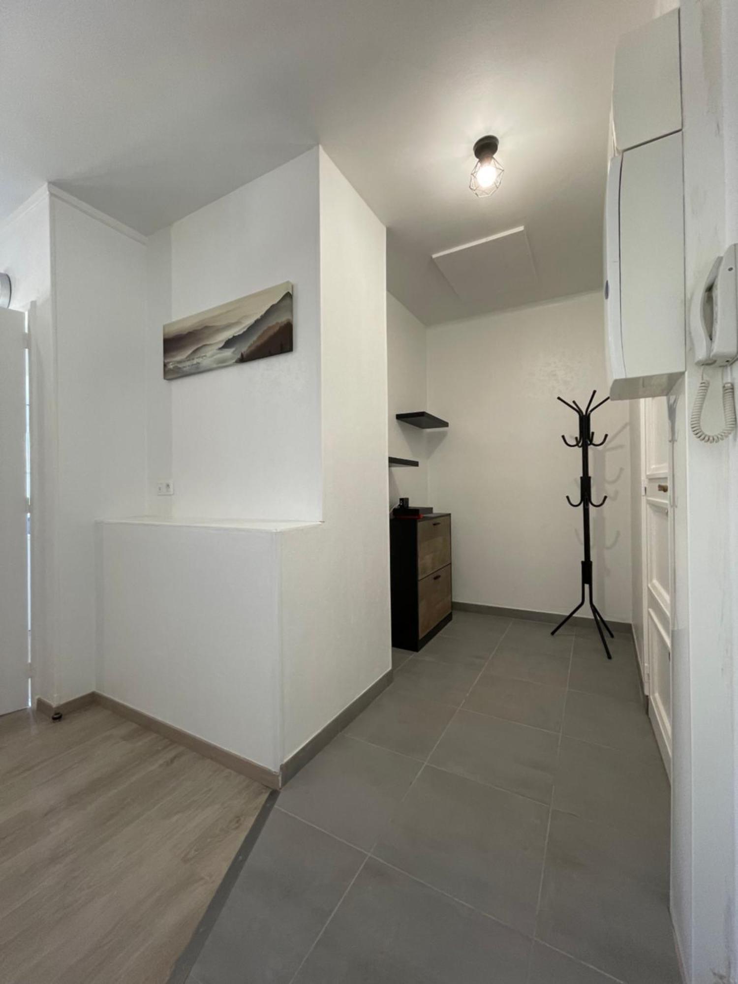 Appartement Renove Tout Equipe, Centre Ville, Proche De La Gare Et Commerce フレール エクステリア 写真