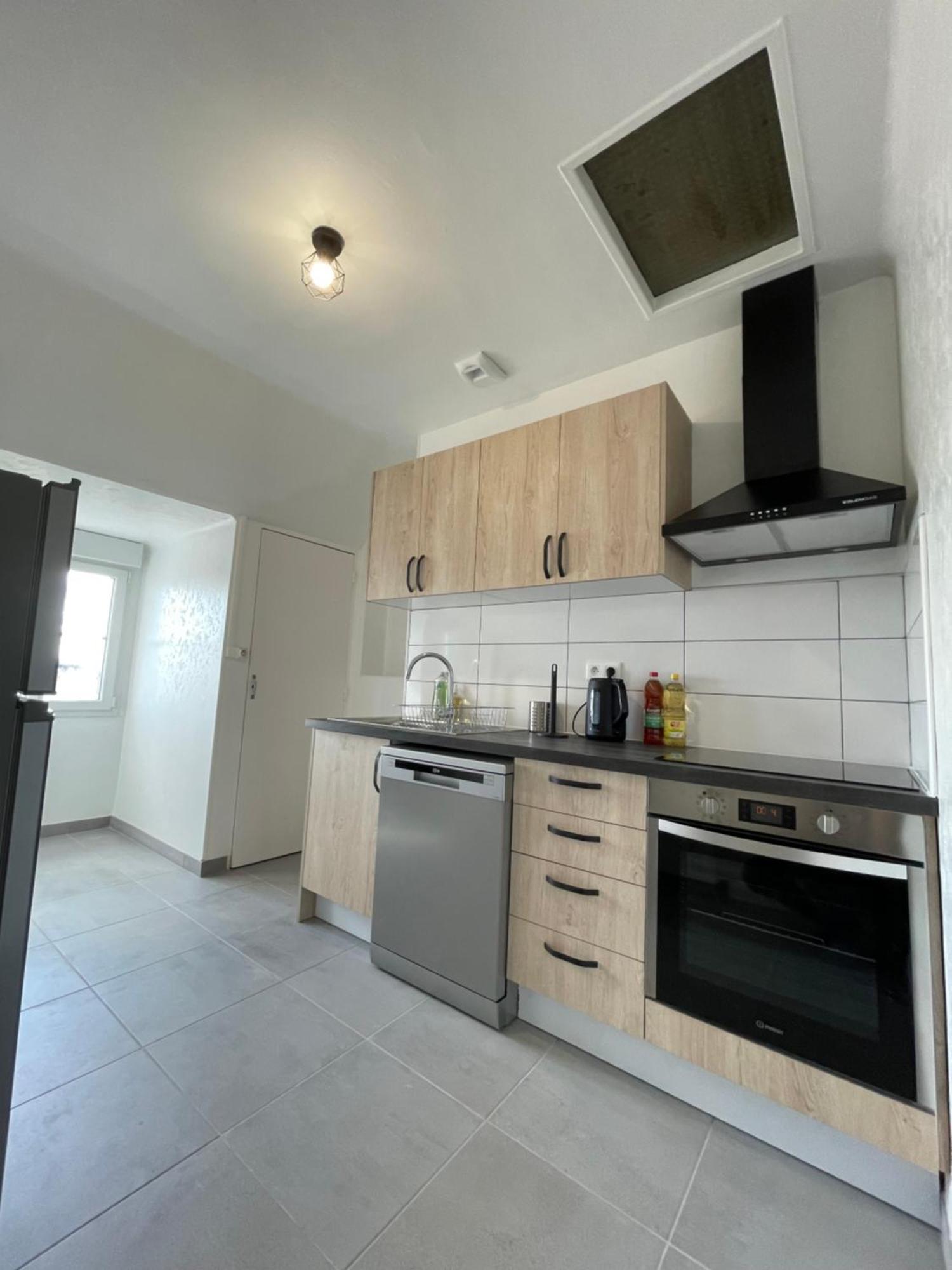 Appartement Renove Tout Equipe, Centre Ville, Proche De La Gare Et Commerce フレール エクステリア 写真