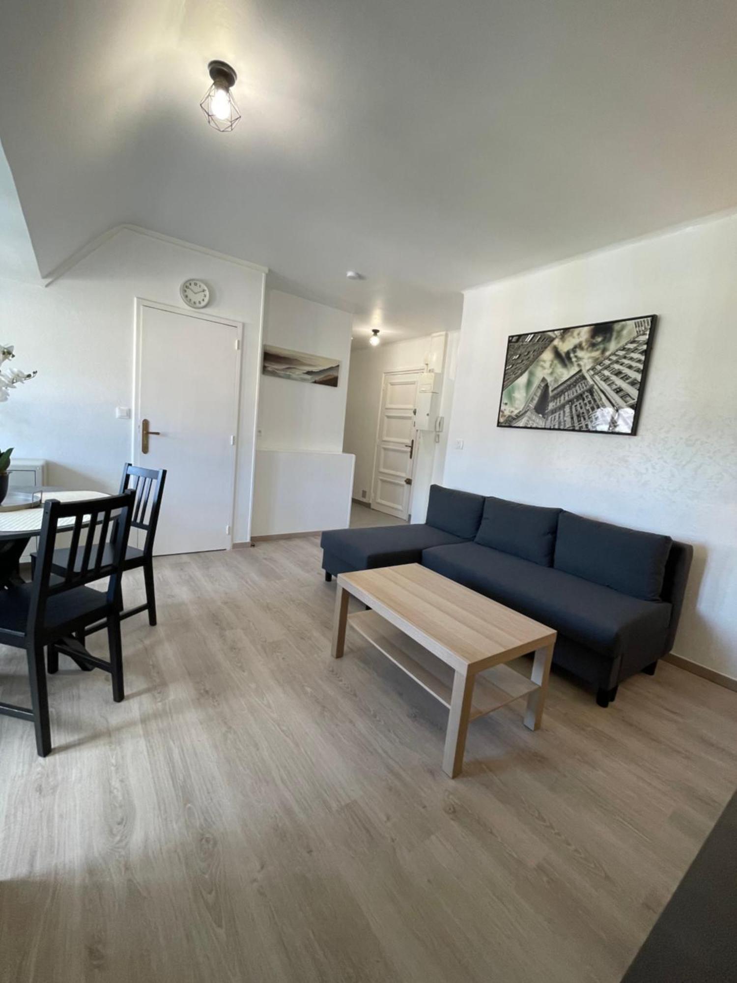 Appartement Renove Tout Equipe, Centre Ville, Proche De La Gare Et Commerce フレール エクステリア 写真